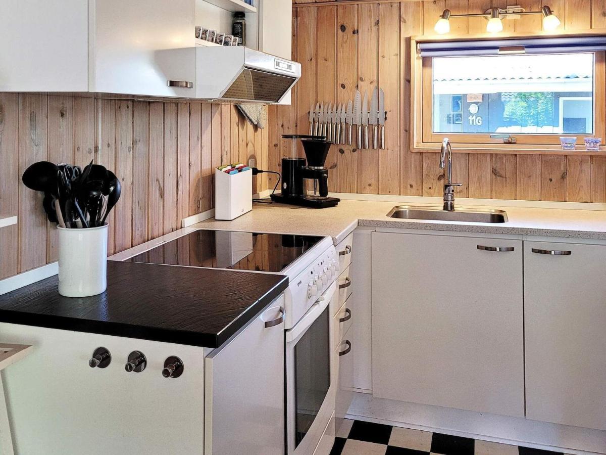 8 Person Holiday Home In Nex Snogebæk Exterior photo